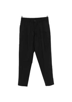 YES LONDON pleated-front cropped trousers - Black