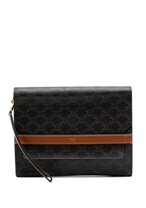 Celine Pre-Owned 2022 Triomphe Coated Canvas Wristlet Flap Pouch clutch bag - Brown