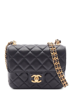 CHANEL Pre-Owned 2021s matelassé chain shoulder bag - Black