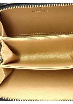 CHANEL Pre-Owned Golden Plate Zip Around Vanity Case with Chain Quilted Metal and Lambskin Extra Mini clutch bag - Black