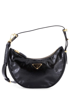 Prada Pre-Owned Arque Half Moon Vernice Naplak Small hobo bag - Black