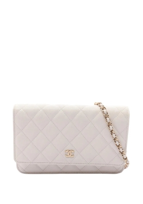 CHANEL Pre-Owned 2020 Classic Caviar Wallet On Chain crossbody bag - White