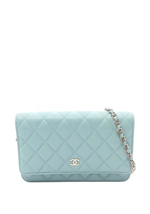 CHANEL Pre-Owned 2019 CC Quilted Caviar Wallet on Chain crossbody bag - Blue
