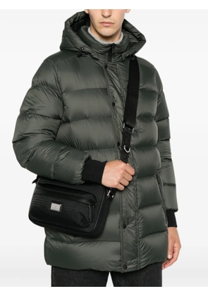 Emporio Armani logo-detail messenger bag - Black