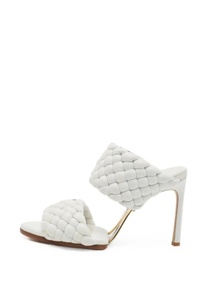 Bottega Veneta Pre-Owned Lido Intrecciato sandals - White