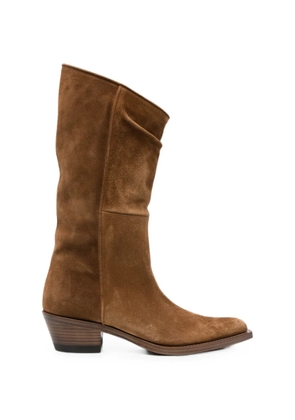 KHAITE Clive suede cowboy boots - Brown