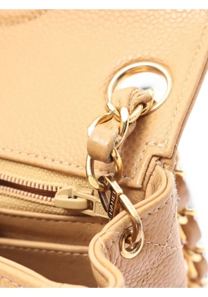 CHANEL Pre-Owned 2003-2004 Matelassé Caviar shoulder bag - Neutrals