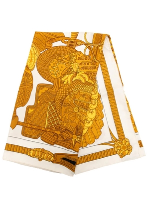 Hermès Pre-Owned 1980-2000 Armets en Panache Silk Scarf 90 scarves - White