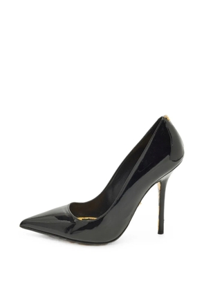 Versace Pre-Owned patent leather pointed pumps - Black