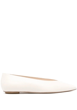 Stuart Weitzman pointed-toe leather ballerinas - Neutrals