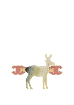 CHANEL Pre-Owned 2001 CC Gold Plated and Gradient Resin Reindeer Brooch costume brooch - Green