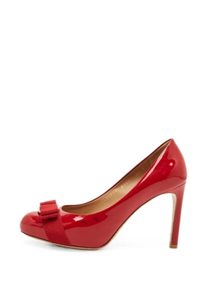 Ferragamo Pre-Owned Vara Bow leather heeled pumps - Red