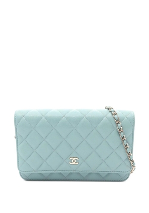 CHANEL Pre-Owned 2019 matelassé caviar skin wallet on chain - Green