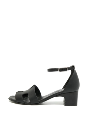 Hermès Pre-Owned H cutout ankle strap sandals - Black