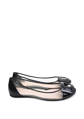 Roger Vivier Vintage buckle-accent ballet flats - White
