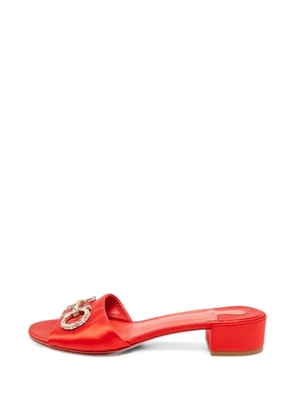Ferragamo Pre-Owned Gancini crystal-embellished sandals - Red