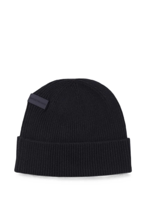 Emporio Armani ribbed-knit logo-patch beanie hat - Black