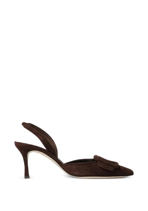 Manolo Blahnik Maysli buckle-detail heeled pumps - Brown