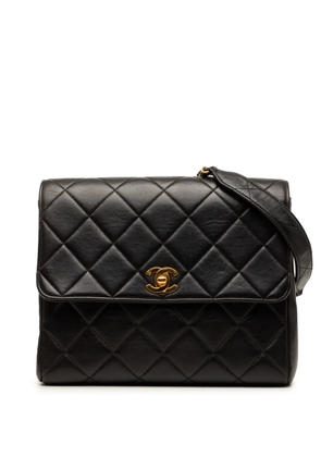 CHANEL Pre-Owned 1994-1996 Small Square Quilted Lambskin Straight Single Flap crossbody bag - Black