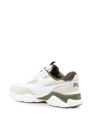Fila Recade logo-print sneakers - White