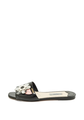 Prada Pre-Owned flower-motif flat sandals - Black