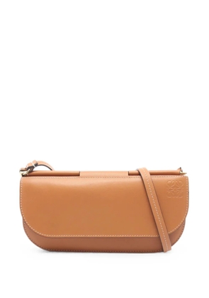 Loewe Pre-Owned 2000s Gate Pochette shoulder bag - Neutrals