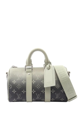 Louis Vuitton Pre-Owned 2021-2026 Monogram Gradient Keepall Bandouliere 25 boston bag - Brown