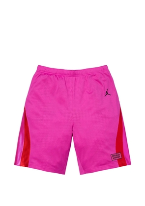 Supreme x Jordan logo-patch shorts - Pink