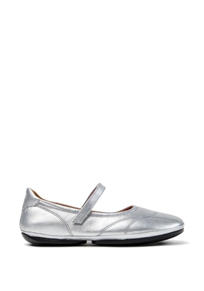 Camper Right Nina touch-strap ballet flats - Silver