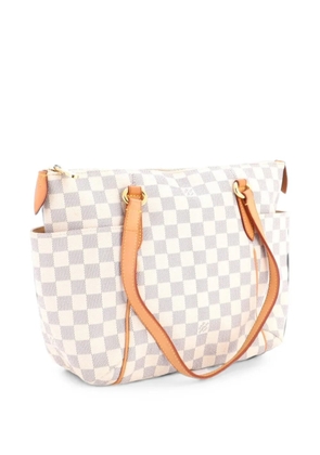 Louis Vuitton Pre-Owned Totally Handbag Damier PM shoulder bag - White
