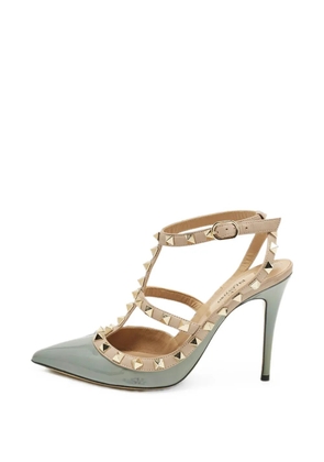 Valentino Garavani Pre-Owned Rockstud pointed-toe heeled pumps - Blue