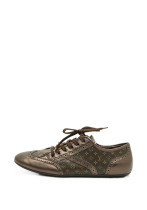 Louis Vuitton Pre-Owned Monogram panelled sneakers - Brown