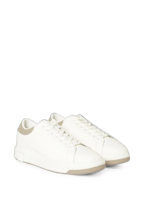 Emporio Armani Armani Exchange sneakers - White