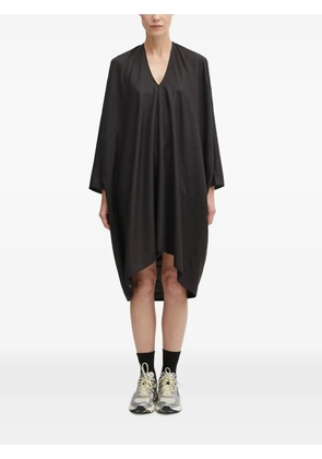 visvim Ruana V-neck dress - Black