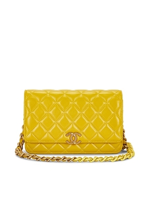 chanel Chanel Lambskin Wallet On Chain in Yellow - Yellow. Size all.