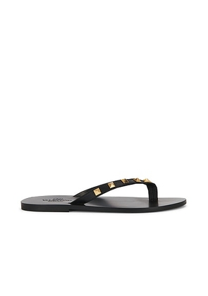Valentino Garavani Studded Thong Sandal in Nero in Black - Black. Size 45 (also in 41, 42, 43, 44).