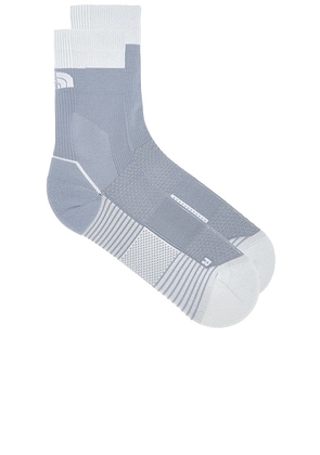 The North Face Trail Run Crew Sock in Frost Grey & Pearl Stone - Grey. Size S (also in M, L).