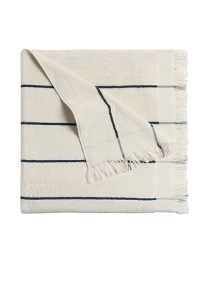 Parachute Bayside Beach Towel in Peacock - Cream. Size all.