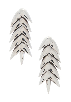Bevza Spikelet Short Earrings in Metallic Silver.