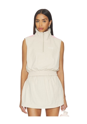 Gold Hinge Active Ease Half Zip in Cream. Size S. Also in XS, M, L, XL.