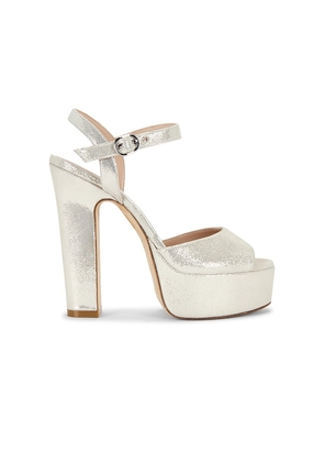 Stuart Weitzman Reade Platform Sandal in Beige. Size 6. Also in 6.5, 7, 7.5, 8, 8.5, 9.