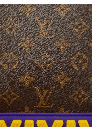 Louis Vuitton Pre-Owned Rubber Cruiser monogram messenger bag - Brown