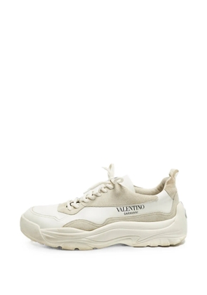 Valentino Garavani Pre-Owned Gumboy leather sneakers - White