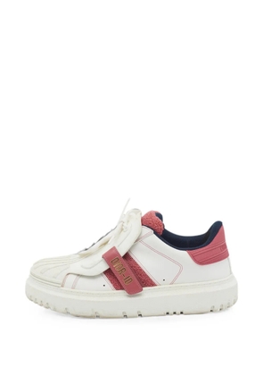 Christian Dior Pre-Owned lace-up leather sneakers - White