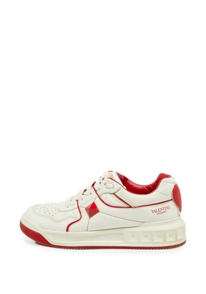 Valentino Garavani Pre-Owned One Stud low-top sneakers - White