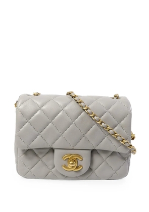 CHANEL Pre-Owned quilted CC turn-lock shoulder bag - Grey