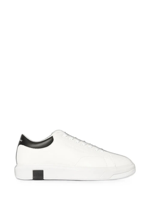 Emporio Armani logo-print low-top sneakers - White