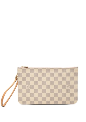 Louis Vuitton Pre-Owned 2020 Damier Azur Neverfull MM pouch - White