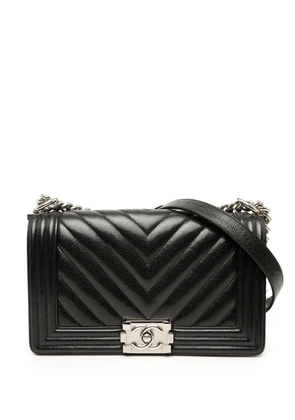 CHANEL Pre-Owned 2019 Old Medium Chevron Caviar Boy Flap crossbody bag - Black