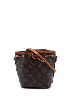 Louis Vuitton Pre-Owned 2017 Monogram Nano Noe bucket bag - Brown